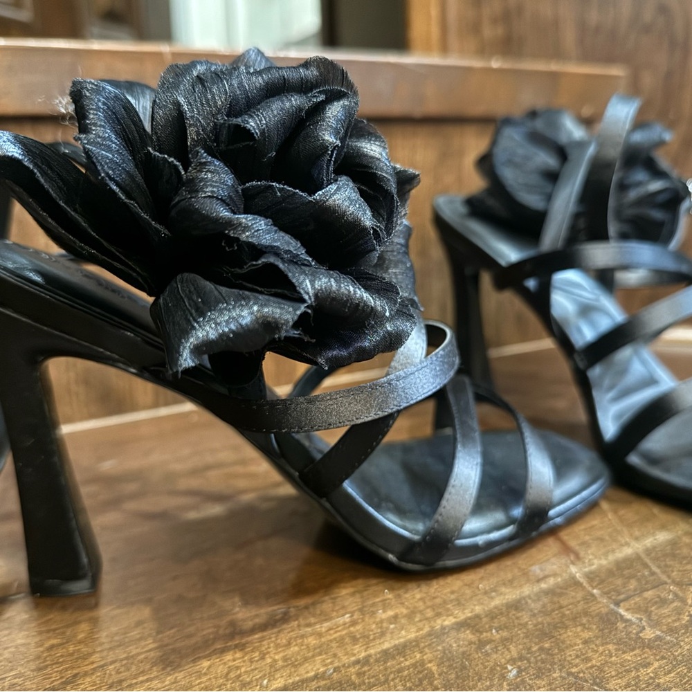 Karl Lagerfeld Black Floral Heels